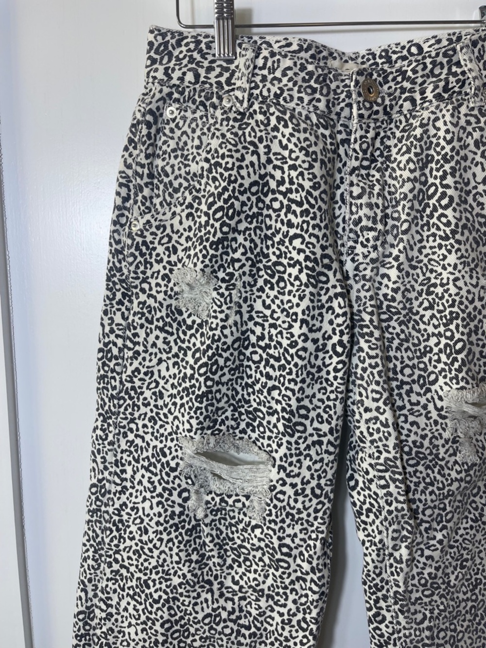 Women's POL Cropped Distressed Leopard Print Wide Leg Cotton Jeans Size Small - Picture 2 of 10